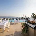 Hotel Charm Beach
