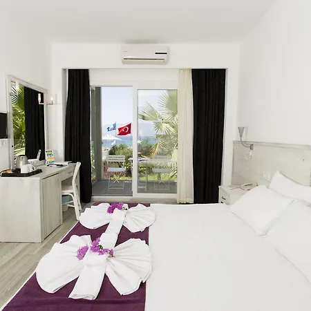 Charm Beach Hotel 4*